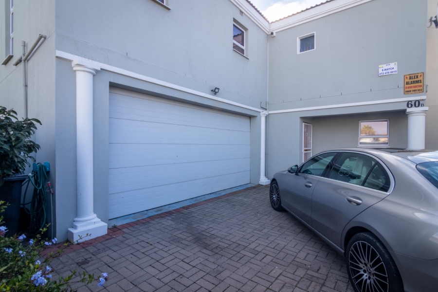 3 Bedroom Property for Sale in Laaiplek Western Cape